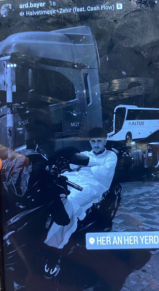 ⚠️ ÇOK ÖNEMLİ 

Bir kardeşimizi daha kaybetmeden acil müdahale edilsin! 

Ardan Baran Bayer isimli şahıs son fotoğrafta kızın evinin önünden AZ ÖNCE story atmış.