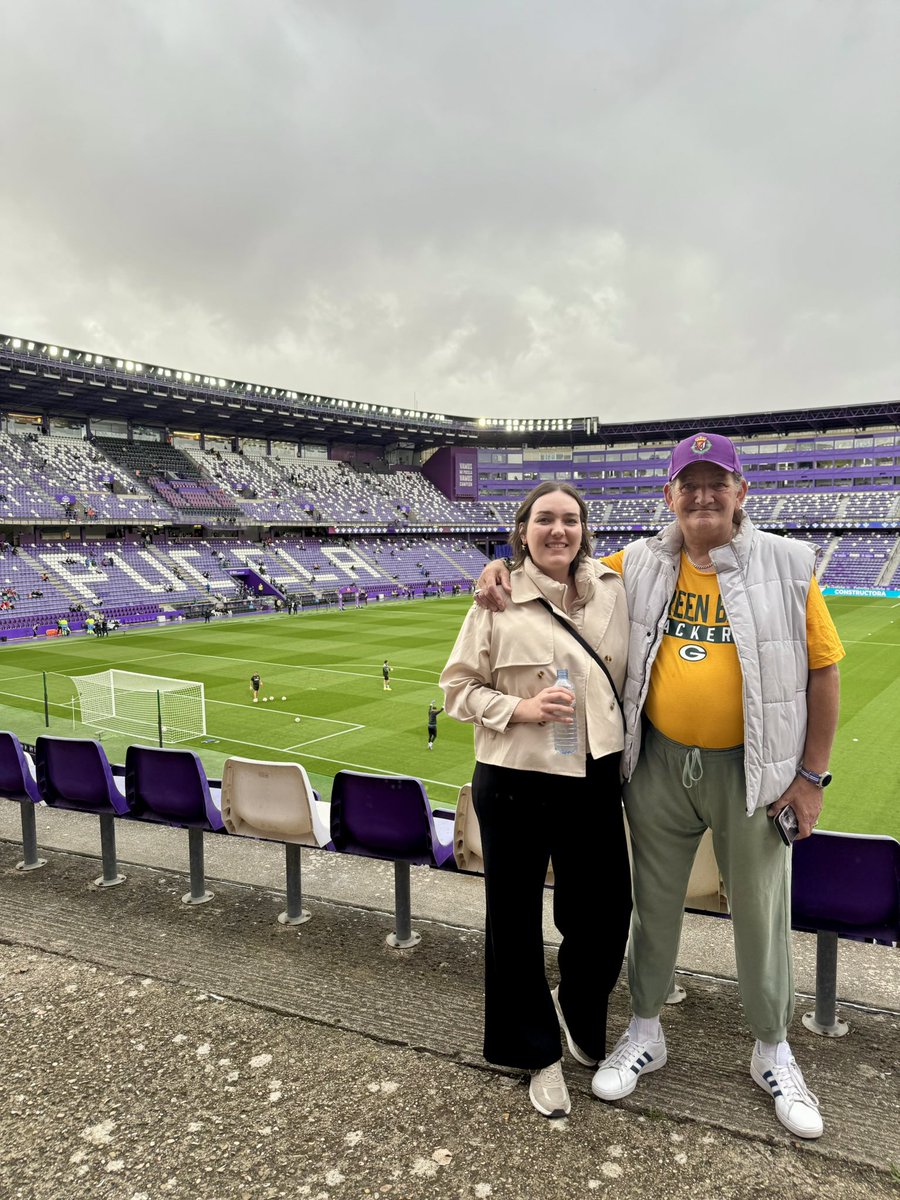 EEvasrsd22's tweet photo. Mi primera salida del rayo 🥰 https://t.co/YEkdylTIiw