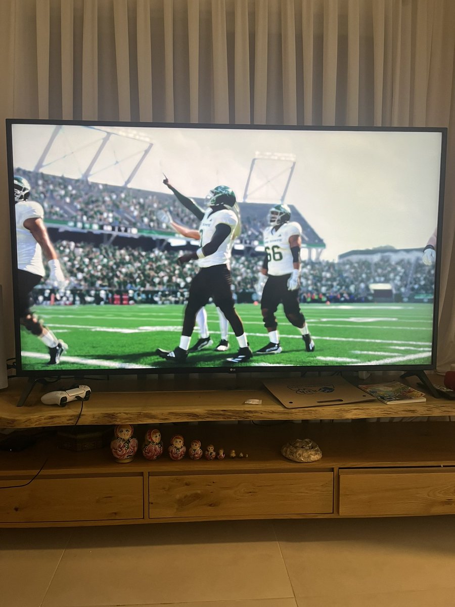 CodyDemps's tweet photo. First W of the year … happens in week 9.  heyyy we’ll take it. Road to the #sac12 https://t.co/bTp2Zy3leK