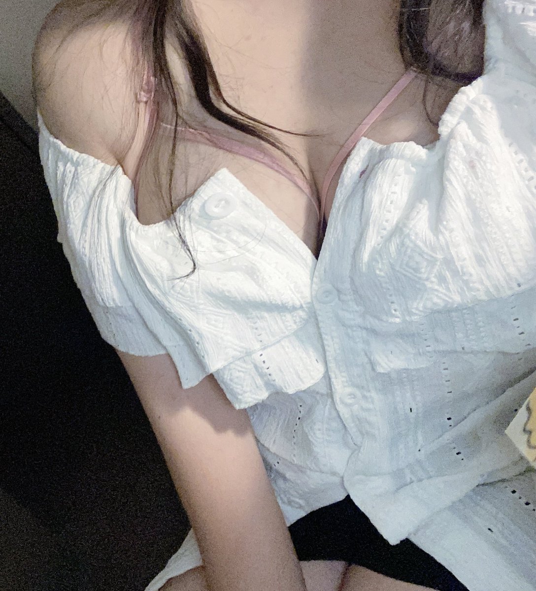 caaatyi's tweet photo. 装纯 https://t.co/S5bz8ANkZp