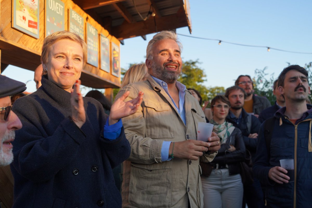 lapres_fr's tweet photo. Quelle belle journée pour la 1ère assemblée de l’APRÈS qui a réuni des délégué·es de toute la France ! 

Partout nous serons mobilisé·es pour bâtir ensemble l’union de la gauche autour du NFP et de son programme de rupture ! https://t.co/PN0cEdm9xf