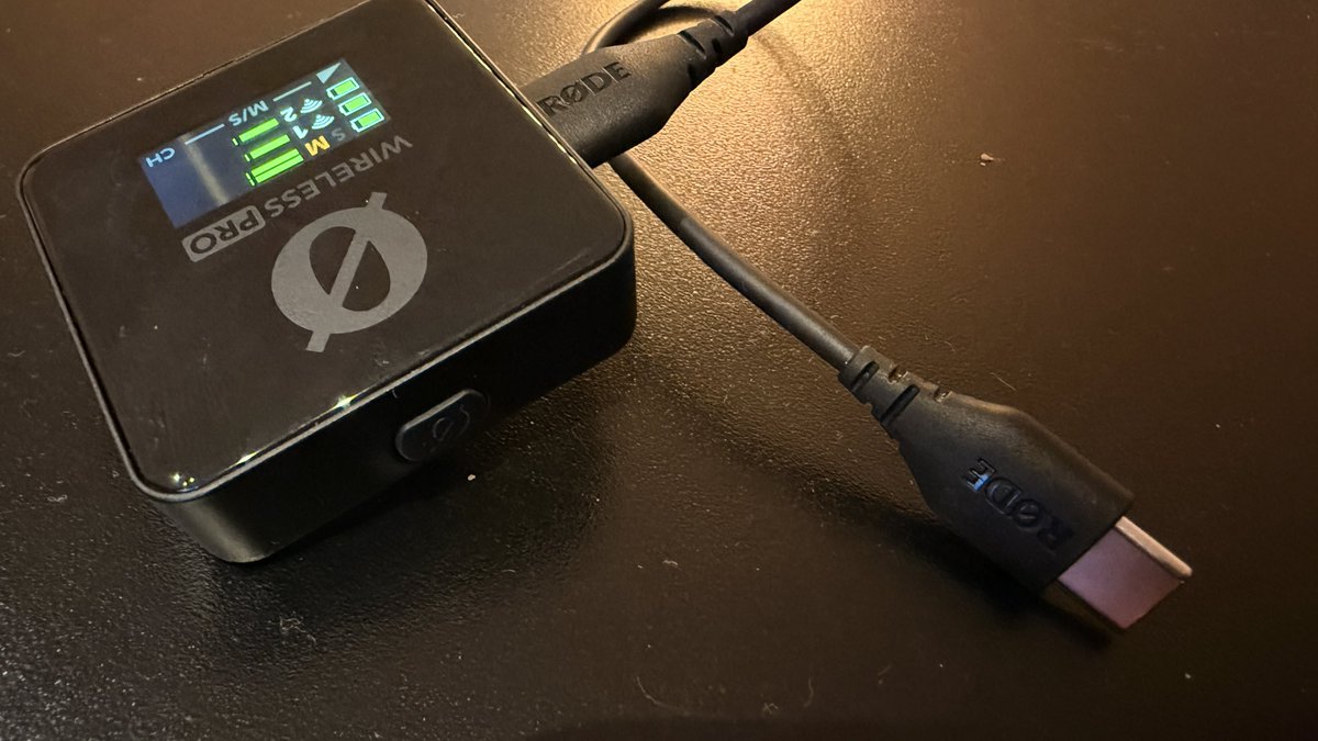 Couldn’t get my <a href="/rodemics/">RØDE</a> Wireless Pro to work with my iPhone 16 Pro in the native camera app. Update to iOS 18.01 did the trick! #mojo