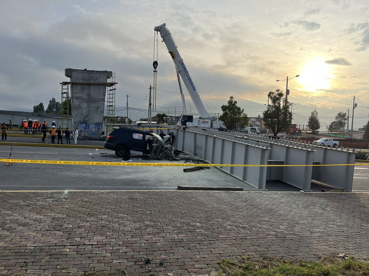 𝑀𝑖𝑠 𝑛𝑜𝑡𝑎𝑠... 📒 tweet media