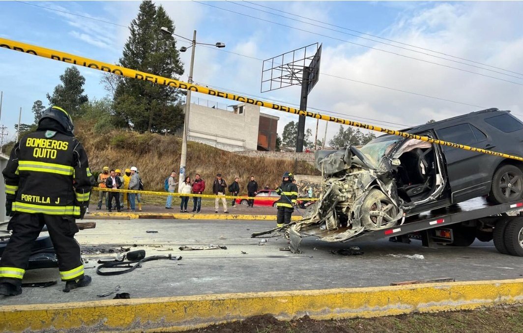 𝑀𝑖𝑠 𝑛𝑜𝑡𝑎𝑠... 📒 tweet media