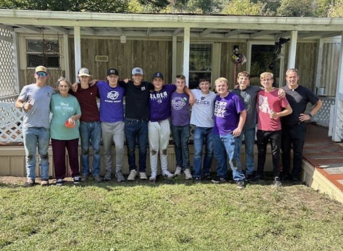 Last Week, Mrs. Lanter, Mr. Nugent, and Fr. Andrew took a group of Elder students on a mission trip to Appalachia, Kentucky. These men completed a much-needed building project, worked at the food pantry, prayed, and played together. They had a great time! #Altiora