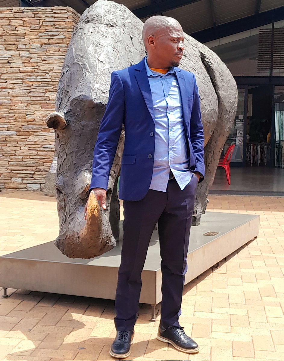 buthelezee_'s tweet photo. Don't be fooled, I try my utmost best to be a gentleman but I really am not. 
My lifestyle is associated with guns 247. I careless about tomorrow, not that I'm heartless. I play dirty so that the society can be clean. https://t.co/E1CVXrWezL