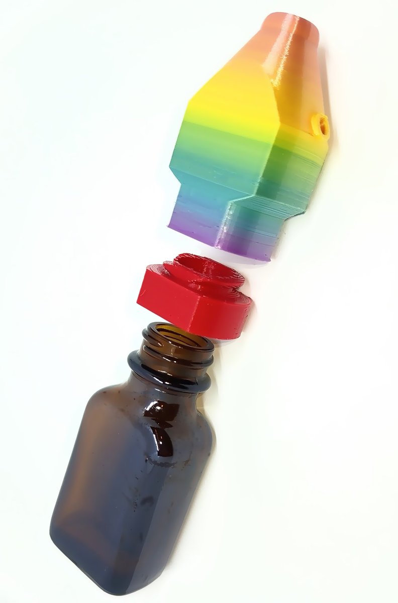PopperTopperUK's tweet image. Bottle too big? No longer an issue, all our toppers now come with a free adapter so even the biggest, widest bottles will still fit 😉😜 #poppers #gooning #poppersuk