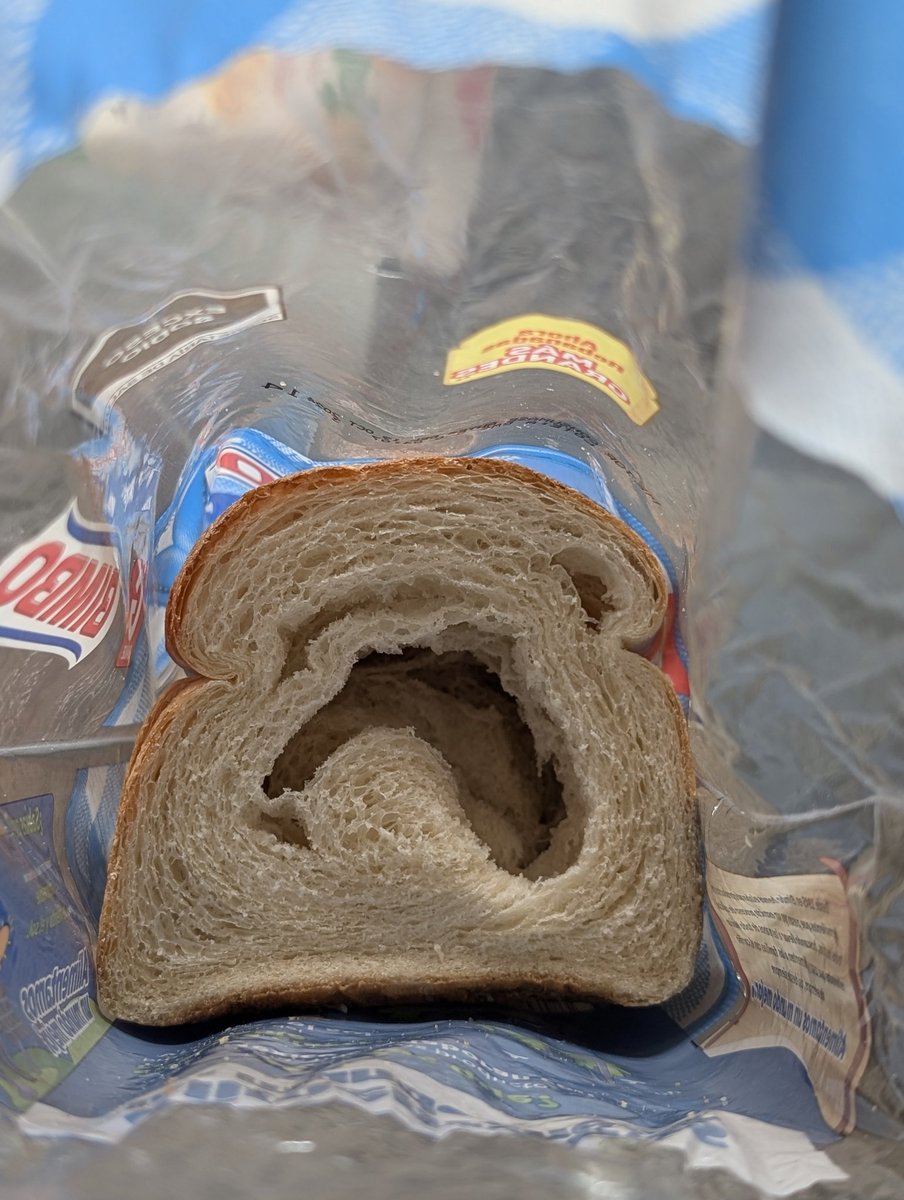 nokrosis's tweet photo. He sido estafado por @BimboMx ¿Cómo pretenden que haga sandwich? https://t.co/Ij9lyOuDiF