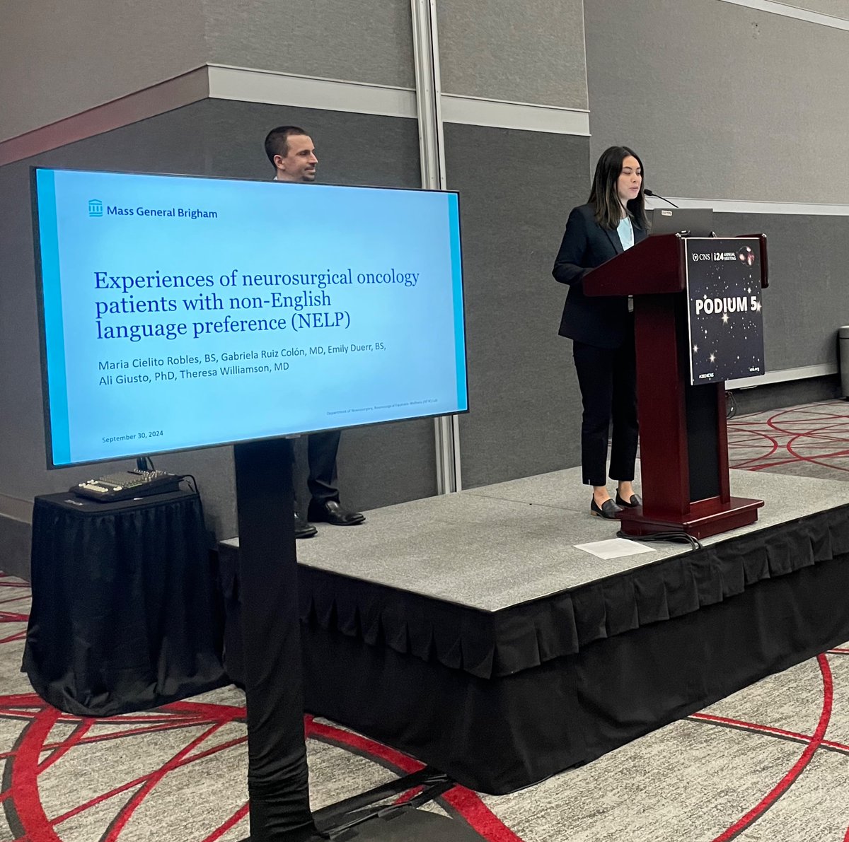 mcierobles's tweet image. Late post but had an amazing time presenting one of our projects in Dr. @Twilli7’s Neurosurgical Equitable Wellness (NEW) Lab at @CNS_Update! Plus some mid-day movement/meditation! ☺️