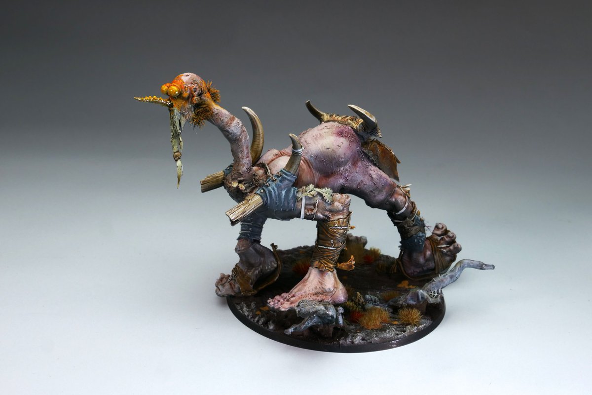 Please give my Insta a follow it'll be much more active @_bigfoote_

These are my favourite boys! Had so much fun making them! All sorts of twisted nightmares and weird stuff! Can confirm there's more on the way!

#warhammer #ageofsigmar #aos #sonsofbehemat #conversion #sculpture