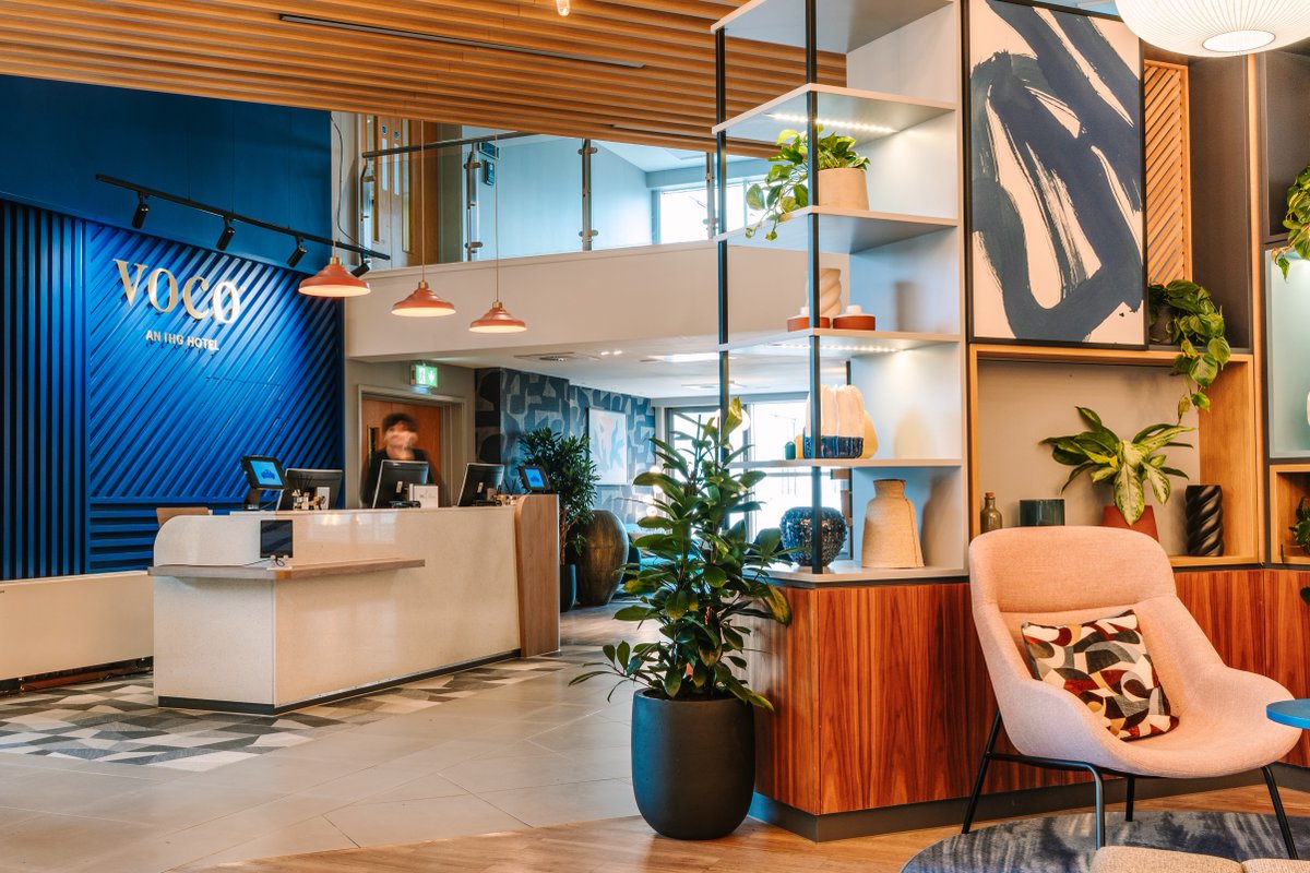 Say goodbye to 'Holiday Inn Winchester' and hello to @vocowinchester. Their refurbishment is complete and they are ready to welcome guests to their new-look hotel 💛

#castlebridgehospitality #hotelmanagement #vocowinchester #nowopen