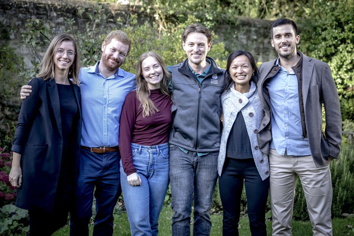 Schmidt Science Fellows (@schmidtfellows) on Twitter photo Strong bonds across cohorts are key to our community. And we are so lucky to have six amazing Senior Fellows facilitating our Science Leadership Program this week, creating new connections with our 2024 Fellows. Thank you! Strong bonds across cohorts are key to our community. And we are so lucky to have six amazing Senior Fellows facilitating our Science Leadership Program this week, creating new connections with our 2024 Fellows. Thank you!