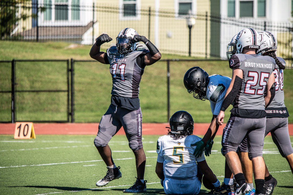 <a href="/coach_logan/">Coach R. Logan Williams</a> <a href="/CoachBojo/">Coach Bobby Jones</a> <a href="/LevernBelin/">Levern Belin</a> <a href="/DarianDulin/">Darian Dulin</a> <a href="/CoachMaggitt38/">Roosevelt Maggitt Jr</a> <a href="/Coach_D13/">Devon Doyle</a> 

Week 6 Highlights

1 Sack

5 tackles

1 Forced int

Multiple Qb pressures

Film: hudl.com/v/2QJMdm