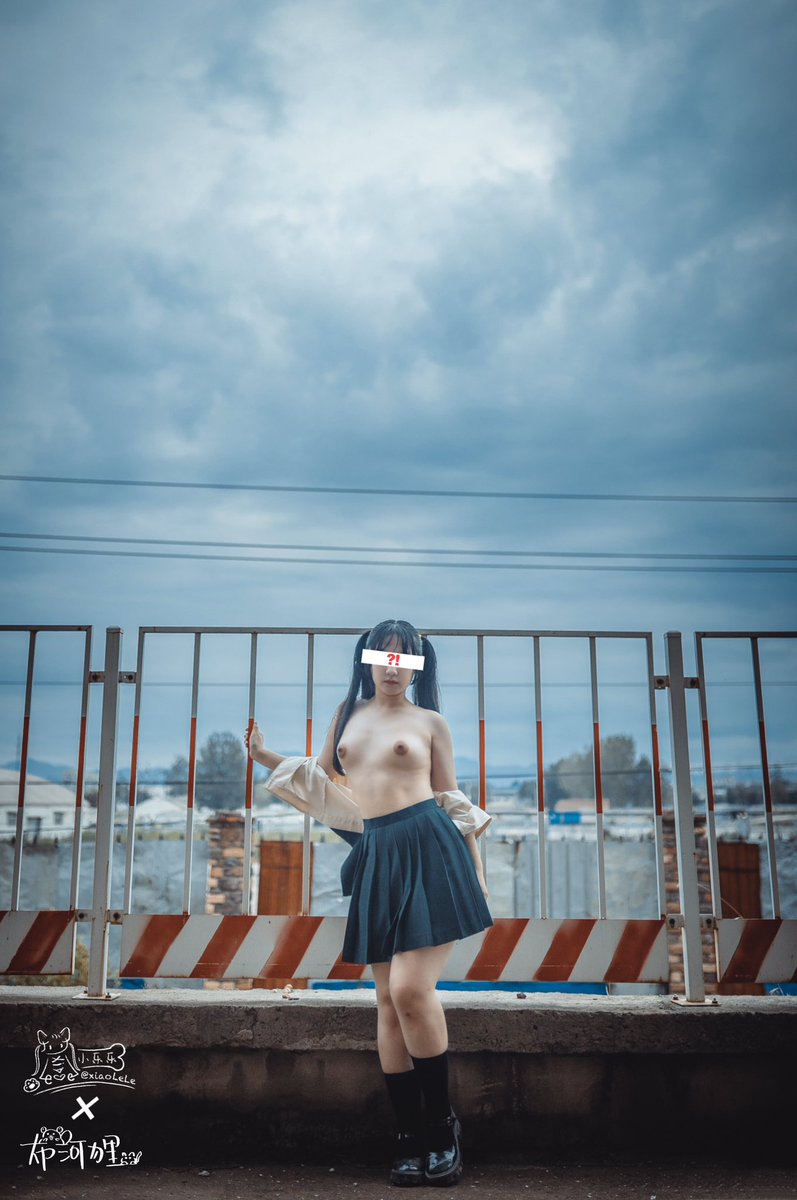 闪现一下~💨（忙得快死了，但还活着…

📸摄影：狸酱💕
@Unreasonable002 https://t.co/PSGnoqVStF
