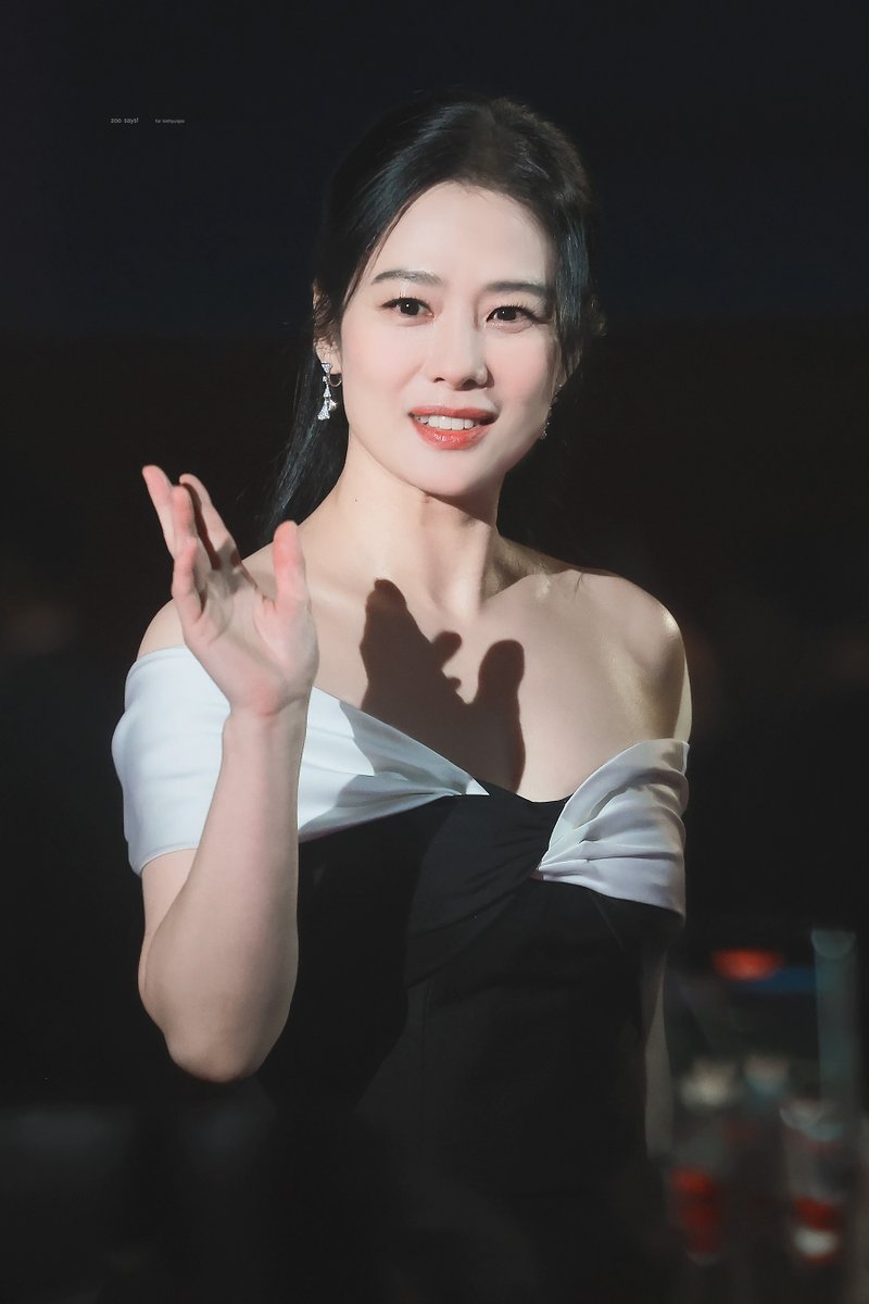 zs_0424's tweet photo. 241002 부국제 레드카펫 HQ (2) 🖤

#김현주 #Kimhyunjoo https://t.co/zdAtf3DMZJ