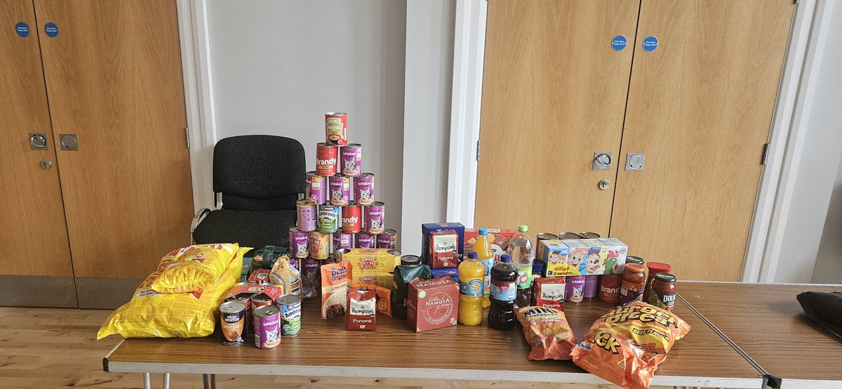 ReachPortrush (@reachportrush) on Twitter photo Once again, we extend our heartfelt THANK YOU to the fantastic staff and incredibly generous customers of #HillcrestSparPortrush for their outstanding generosity and ongoing support. These contributions will make a real difference in our #commUnity
<a href="/EUROSPAR_NI/">EUROSPAR_NI</a>
<a href="/HendersonGr0up/">Henderson Group</a> Once again, we extend our heartfelt THANK YOU to the fantastic staff and incredibly generous customers of #HillcrestSparPortrush for their outstanding generosity and ongoing support. These contributions will make a real difference in our #commUnity
<a href="/EUROSPAR_NI/">EUROSPAR_NI</a>
<a href="/HendersonGr0up/">Henderson Group</a>