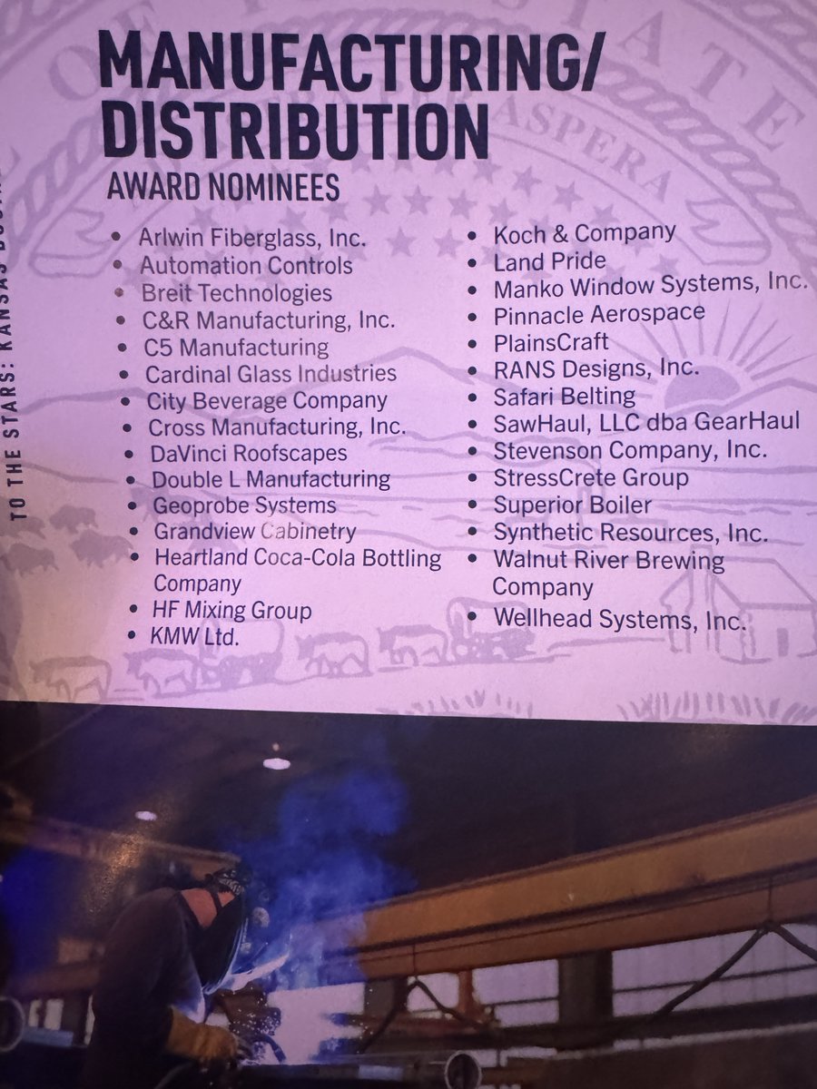 sawhaul's tweet photo. We are honored to share with you one of our biggest wins to date! Our Gearhaul team was awarded Manufacturer of the Year for the Southeast region in Kansas, by the Kansas Department of Commerce.

#madeinkansas #kansas #kansaspride #keepitlocal #kansaschamber #chanutekansas https://t.co/USL5Fo1VKO