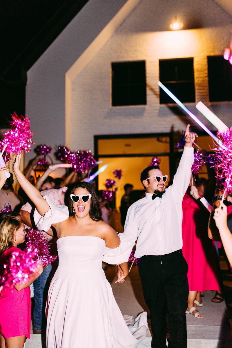 Dena Huck tweet media