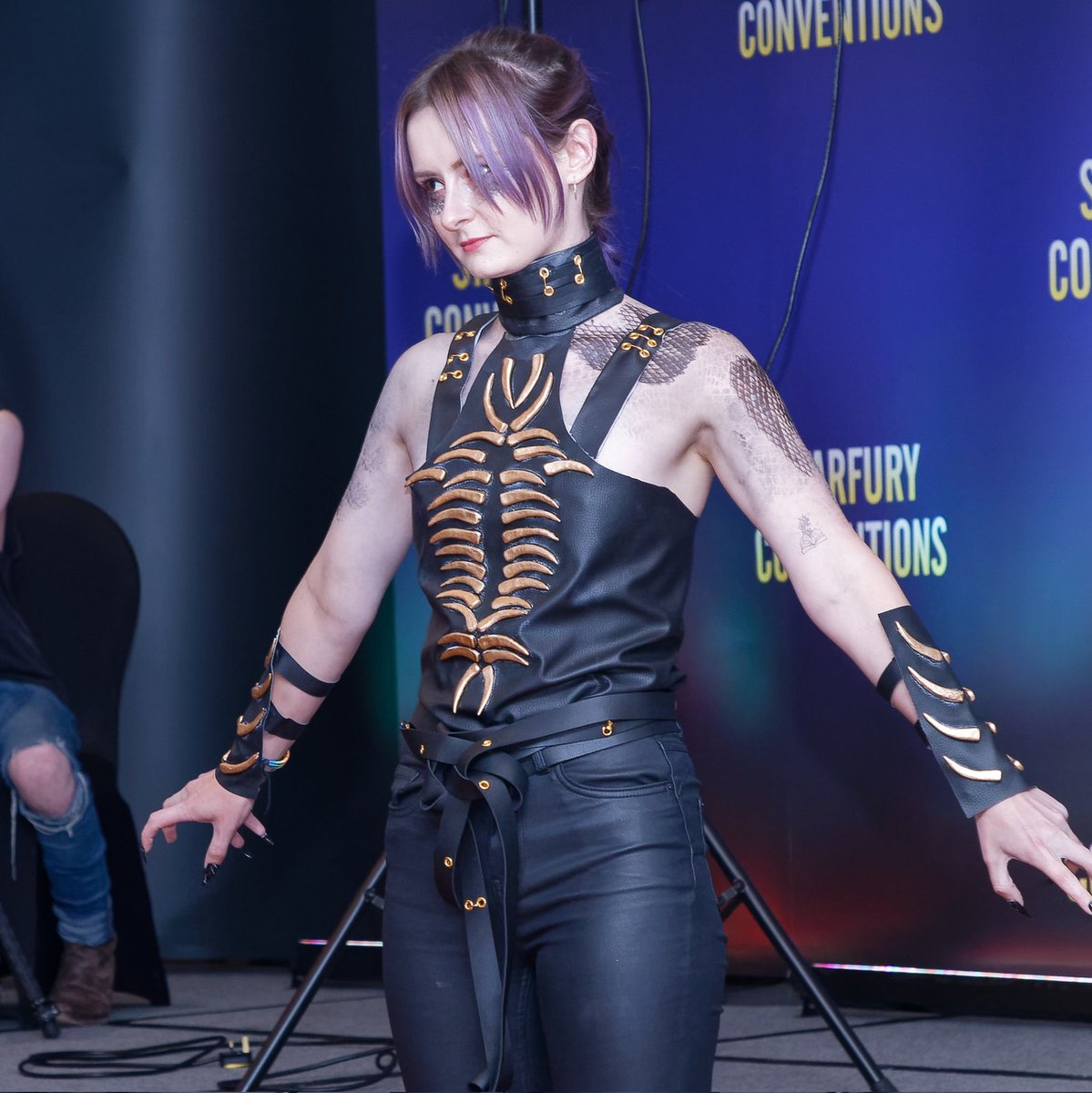 starfuryevents's tweet image. Some of the amazing cosplay by the fans of Motherland Fort Salem and Warrior Nun at Starfury Witchbomb 2.