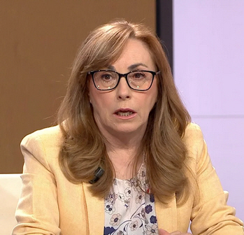 Fernand35932695's tweet photo. La Universidad Complutense de Madrid ha decidido cancelar el segundo máster dirigido por Begoña Gómez, esposa del Presidente del Gobierno.
Se filtran las fotos de los dos únicos alumnos que se habían inscrito. https://t.co/vsHaDy9obC