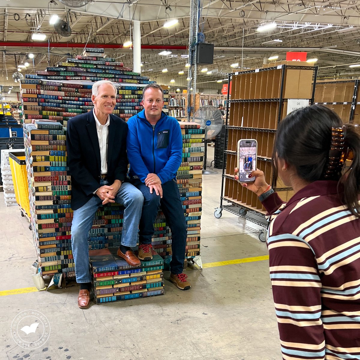 BWBooks's tweet image. Last week we hosted our friends from the University of Notre Dame ESTEEM Graduate Program with a tour of our global headquarters.
It was a perfect blend of fresh perspectives and real-world experience.
#NotreDame #GraduateProgram #LeadersofTomorrow #WarehouseTour #GlobalHQ