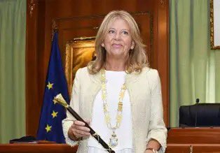 GDGC240977's tweet photo. Por alguna razón la justicia no investiga a Ángeles Muñoz , alcaldesa del PP de Marbella https://t.co/402Jzx3Uhb