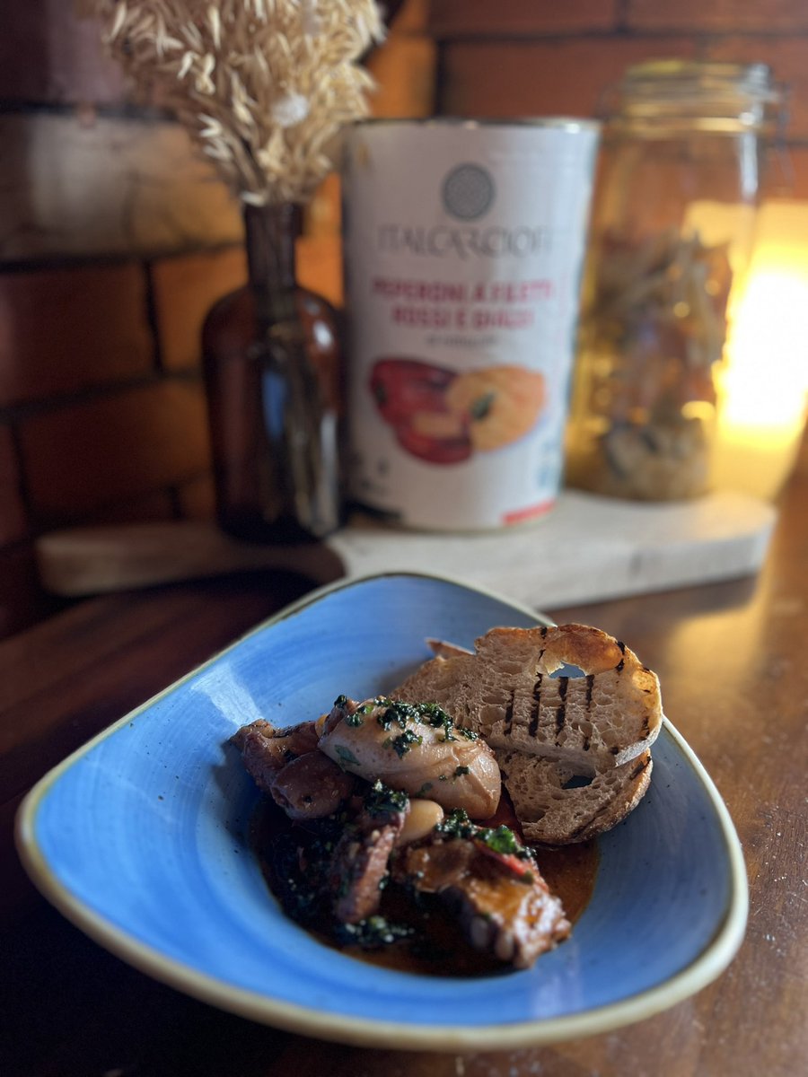 Don’t forget to ask your server about our daily specials!  
Served from 6pm Monday - Saturday