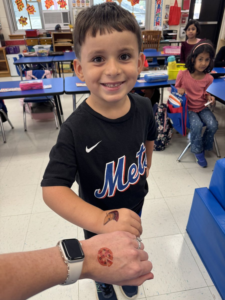 Danielle Austin tweet media