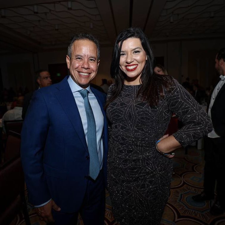 Votar PNP es No Amar a 🇵🇷

Desviando dinero de Educación para la campaña PNP. No más.