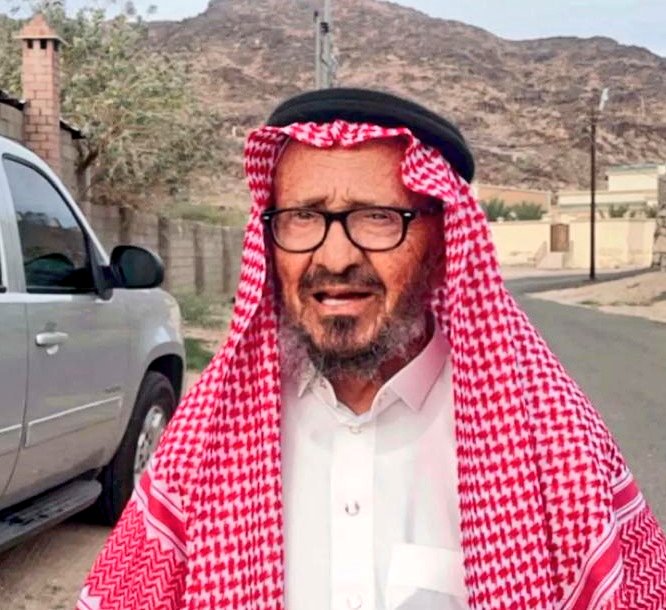 aoun824's tweet photo. 🆘 بلاغ🆘
تلقت ⁧#جمعية_عون_للبحث_والانقاذ⁩
بلاغ عن فقد #سعود_علي_الشهراني بعد خروجه من منزل ذويه في #وادي_ابن_هشبل مساء الامس يبلغ من العمر 88سنه يعاني من #الزهايمر 
نأمل ممن يشاهده أو يملك معلومات عنه التواصل على الرقم 
0553532099
0505547794
او
0555090101
#وصيهم_علي
#خميس_مشيط
#بيشه
@SaudiAlZheimer
⁧#عون_في_عونك