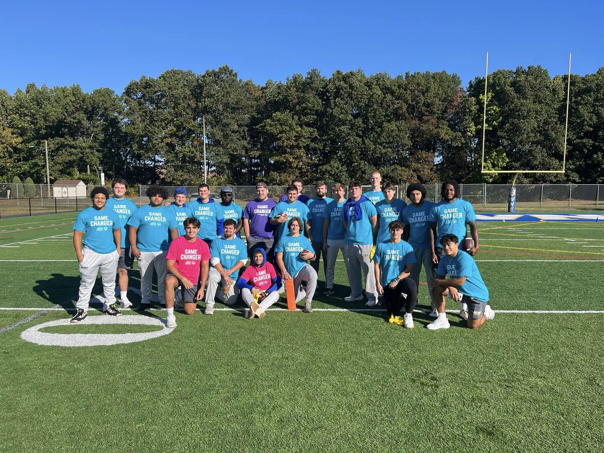 On a early Sunday morning (after playing Saturday night), our guys were juiced up to volunteer with <a href="/SpOlympicsMA/">Special Olympics MA</a> running a flag football tournament!

#AlwaysOn