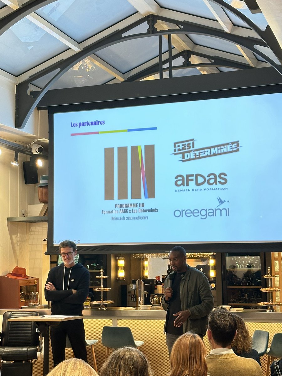 Clap de fin pour la promo IIN 👏
avec <a href="/AACClive/">AACC Live</a> , <a href="/Afdas/">Afdas</a> <a href="/oreegami_school/">Oreegami</a> et <a href="/FranceTravail/">France Travail</a> 

Partenaires et bénéficiaires de la formation se retrouvent pour la cérémonie de clôture du #programmeIIN ! 

Une belle remise de diplôme sous le signe de partage 🎓