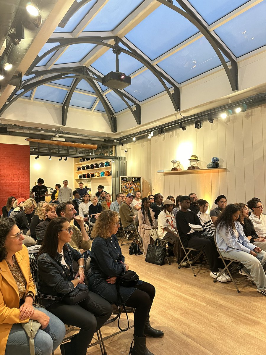 Les Déterminés tweet media