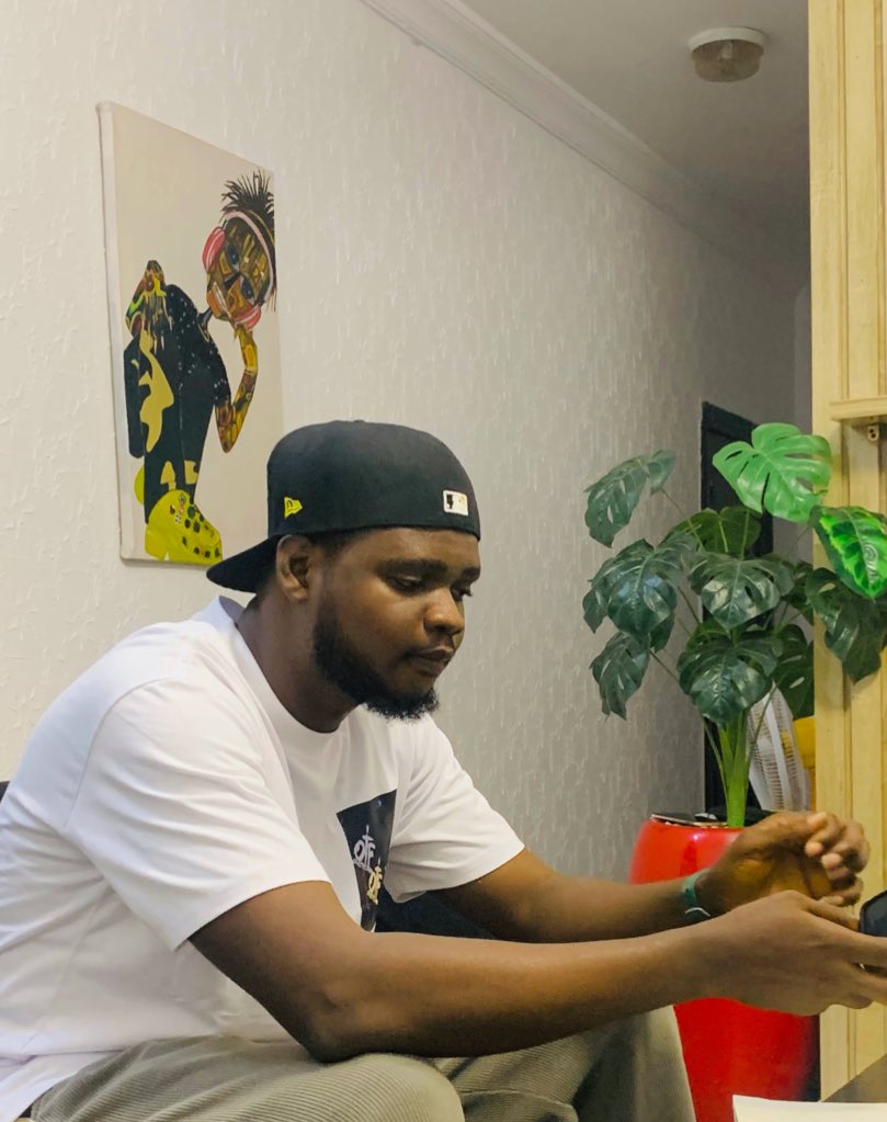adebisi_olami's tweet photo. The Artist        Vs        The Art | $KAICHI | https://t.co/i41U61nOdP