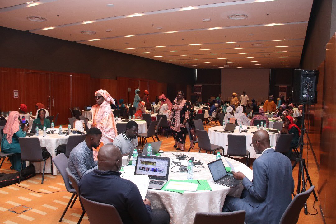 Quelques photos de la cérémonie d’ouverture sur la rencontre régionale sur la masculinité positive. 
#awln #senegal #femmeleader