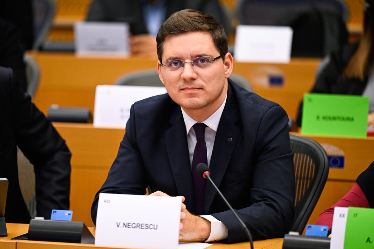 The <a href="/EP_Budgets/">BUDG Committee Press</a> approved today my #EUbudget2025 report with the budgetary amendments.  A budget of more than 200 billion euros. 

Additional funds for youth, education, health, research, agriculture, infrastructure, security, defence and humanitarian aid.

All of that while