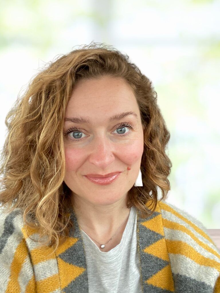 mac4comms's tweet image. Meet Megan Crescimone, Communications Admin support! Megan brings experience from corporate, small business, and non-profit sectors. She lives near Philadelphia and volunteers with local schools, youth sports, and Girls On The Run! buff.ly/3BAXCvf