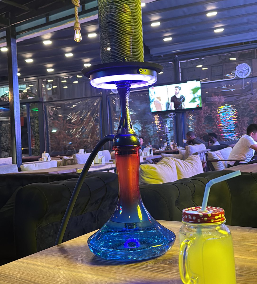 valrary's tweet image. Die letzte Shisha in Istanbul 😓