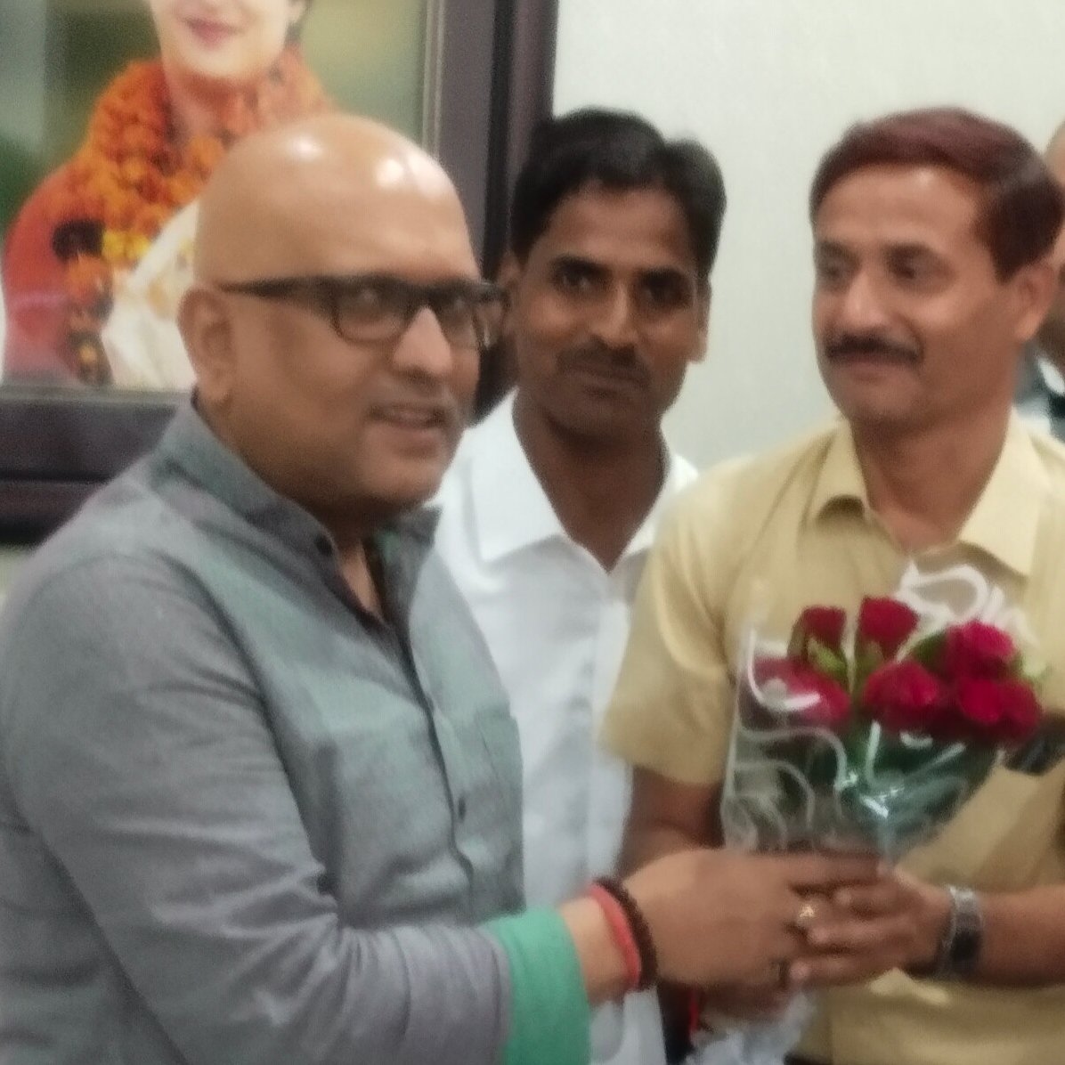 ArjunSharma5767's tweet photo. उत्तर प्रदेश कांग्रेस कमेटी के अध्यक्ष बनारस लोकसभा में विपक्षी को धूल चटाने वाले पूर्व विधायक ,पूर्व मंत्री बड़े भाई आदरणीय अजय राय जी को जन्मदिन की ढेर सारी बधाई एवं शुभकामनाएं।
Happy birthday 🎂💐 https://t.co/VF7hdde7OY