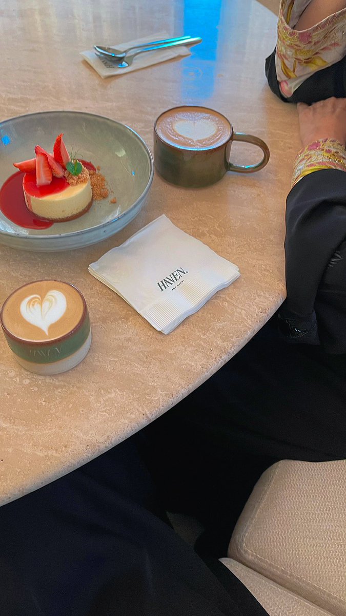 Ś tweet media