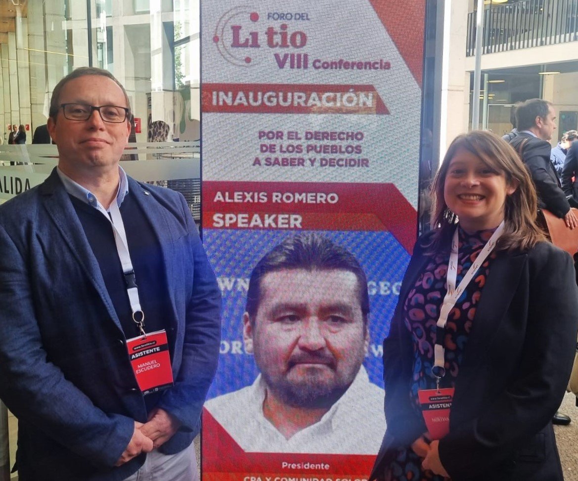 cchen_gob's tweet photo. Para estar al día sobre el ecosistema del #litio 2024, desde el punto de vista del sector productivo y de la institucionalidad relacionada, Mirtha Ríos y Manuel Escudero de @cchen_gob asistieron al Foro del Litio, que tuvo lugar en la @UDD_cl. https://t.co/ThMjSUJugn