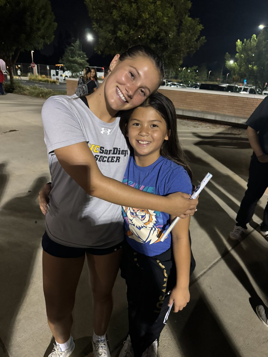 El Camino Real Girls Soccer (@ecrgsoc) on Twitter photo Great to see <a href="/AvaTibor/">Ava Tibor</a> yesterday at the Csun vs UCSD womenâs game yesterday. <a href="/CIFLACS/">CIF LA City Section</a> <a href="/latsondheimer/">eric sondheimer</a> <a href="/haleymsawyer/">Haley Sawyer</a> Great to see <a href="/AvaTibor/">Ava Tibor</a> yesterday at the Csun vs UCSD womenâs game yesterday. <a href="/CIFLACS/">CIF LA City Section</a> <a href="/latsondheimer/">eric sondheimer</a> <a href="/haleymsawyer/">Haley Sawyer</a>