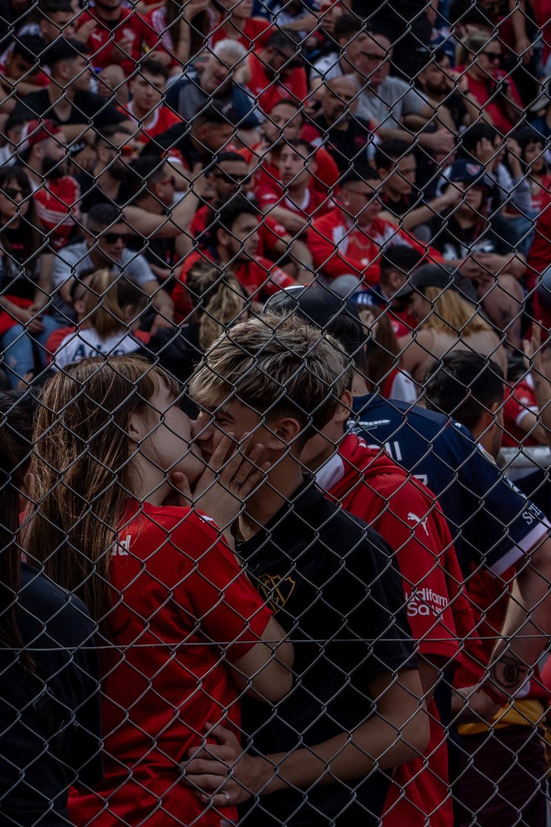 • Anoche soñé con vos
- ¿Qué soñaste?
• No sé, no me acuerdo 🤭👹❤️

📷 ph.arita