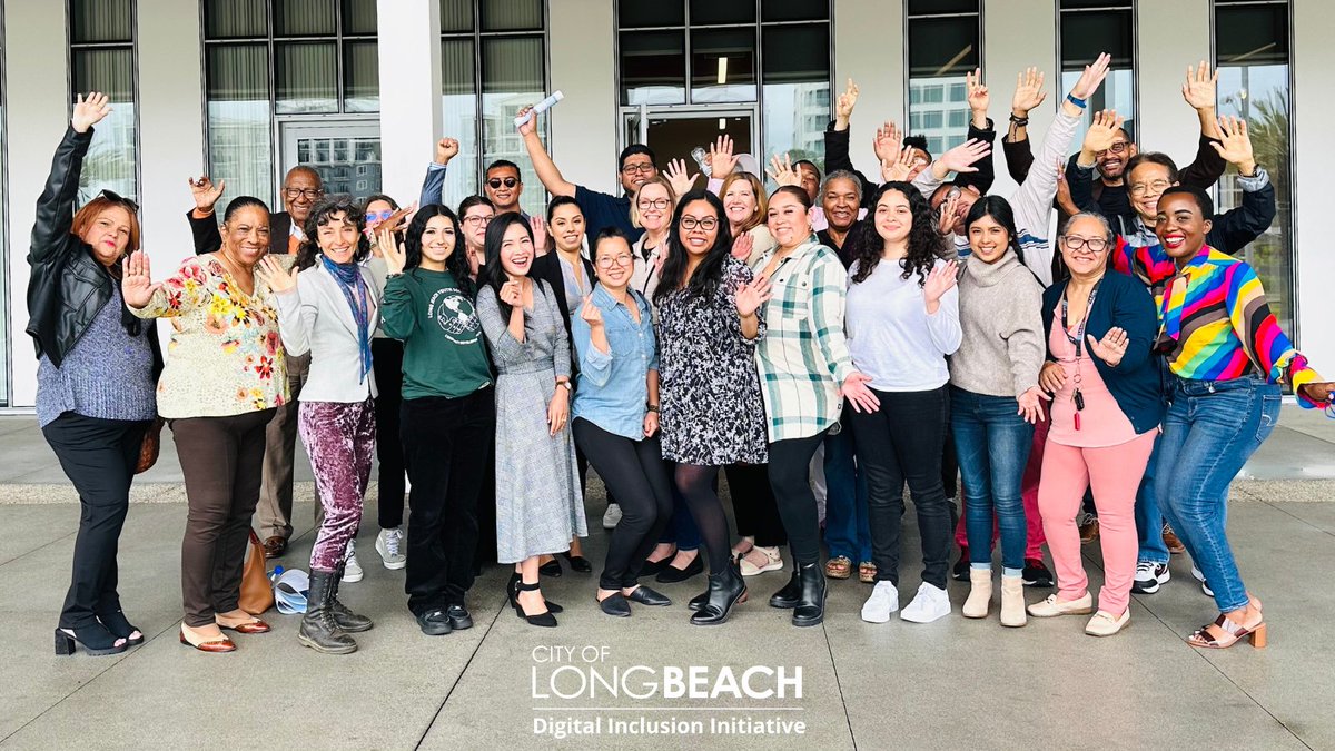 LongBeachCity's tweet image. 📶This #DigitalInclusionWeek we want to remind the community that every individual can fully participate in the digital world.💡Learn about resources on how to bridge the digital divide to drive sustainable change.🌍💻 

Click here. 🔗 longbeach.gov/digitalinclusi…