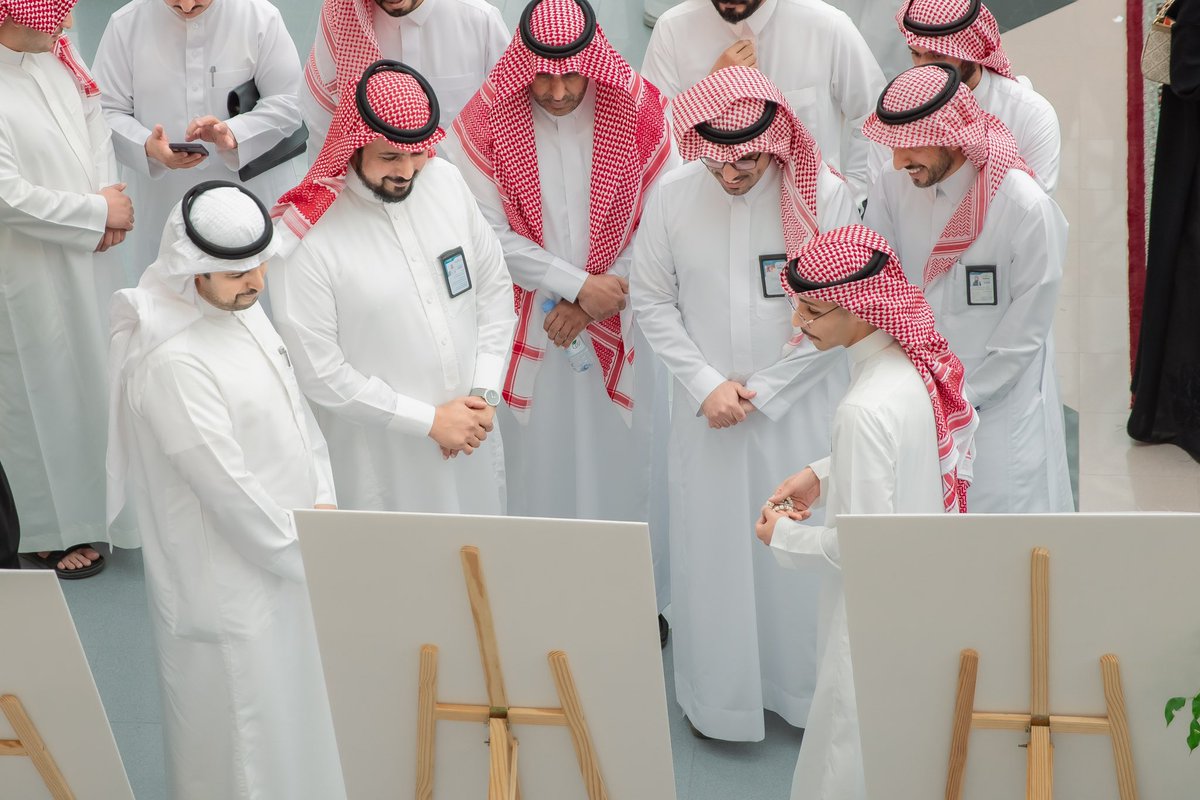 دعم القادة وشغف الطلبة في صورتين حكت واقع اليوم الذي احتفلنا فيه باليوم العالمي للترجمة 😊🌐