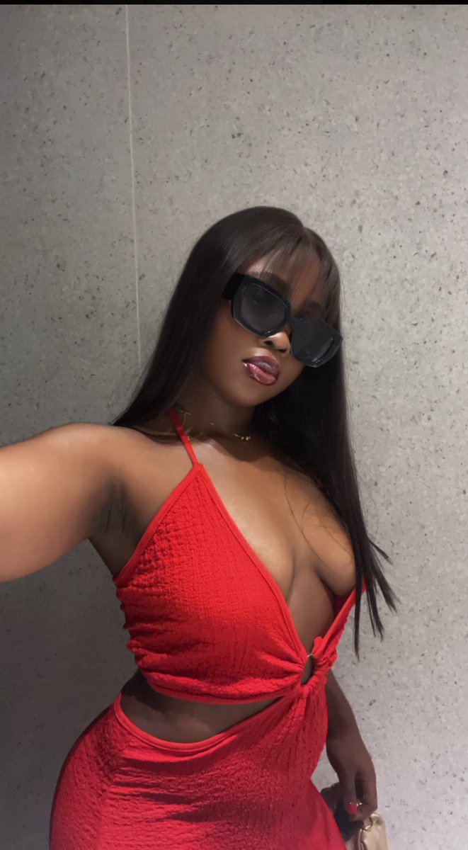 Laaleey's tweet photo. Always a pleasure 🌹 https://t.co/iXVc3FWWRo