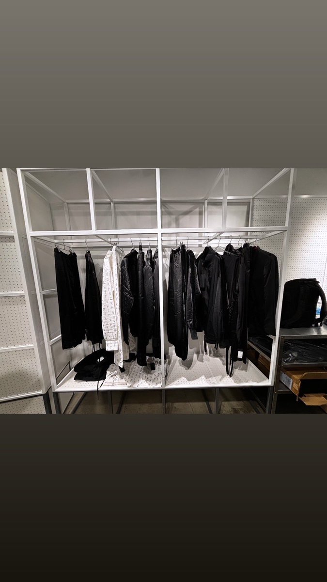 Nexusblack7777's tweet photo. 準備完了

MIO YASHIRO L'ATELIER
ラフォーレ原宿1.5Ｆ
10/08〜10/14  11:00〜20:00

モデルがホストばっかりで知らない人も多いだろうから

実はレディースサイズもあります

俺も休憩と途中のリモート会議を除けばずっと現場に居る予定です

遊びに来てね https://t.co/YizN0OqKJE
