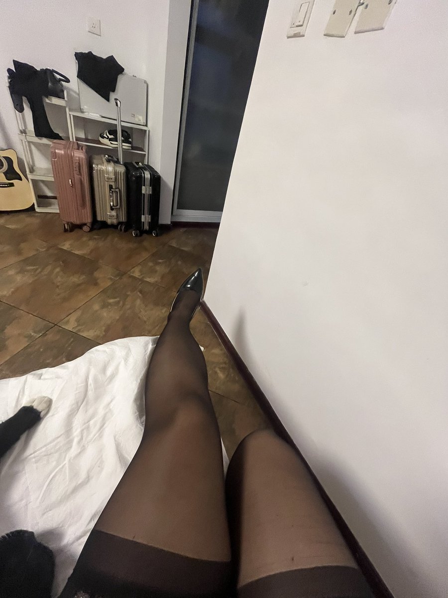 福利姬巨酱分享的黄推图片4 - 网红私拍内容