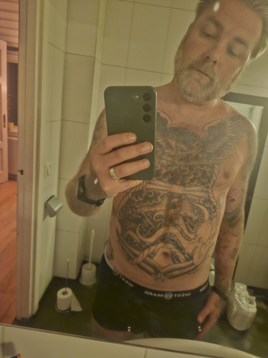 Janne Banan (@jannebanan4) on Twitter photo 