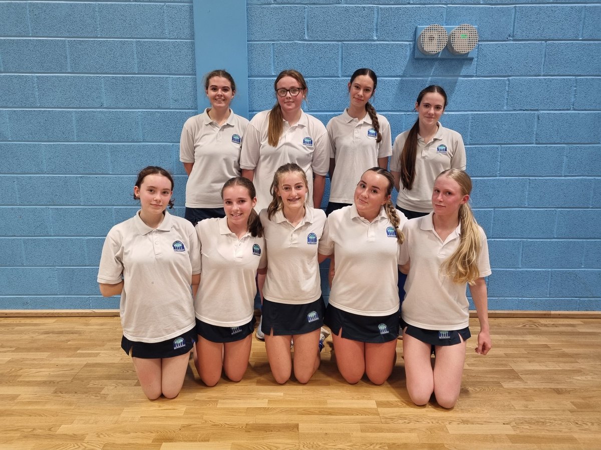 AddGorffYGBM's tweet photo. Llongyfarchiadau i ferched pêlrwyd 10B heddiw yn erbyn Plasmawr. Ennill 15-4. Pob un wedi rhoi 100% ymdrech a pleser bod gyda nhw.👏Da iawn chi⭐️Tilly⭐️ https://t.co/WBUVaN73NO